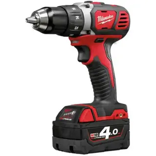 Milwaukee Bor/skrutrekker M18 BDD-402C 18V 4.0Ah, med koffert