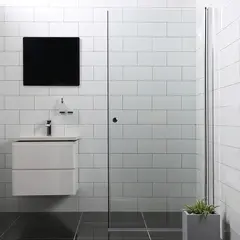 Bathlife Allsidig Dusjdør 70 cm, Sølv/Klart Glass