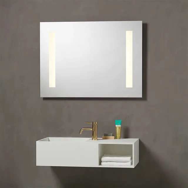 Korsbakken Speil med integrert lys 100x65 cm 