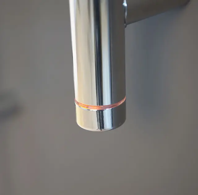 Kriss Apollo Elektrisk Håndkletørker 1000x500 mm, Børstet rustfritt stål 