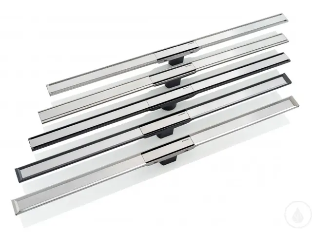 Geberit CleanLine 60 Slukrenne 300-900 mm. Sort/Børstet stål 