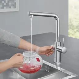 Grohe Red Duo kjøkkenbatteri Med kokende vann og medium bereder
